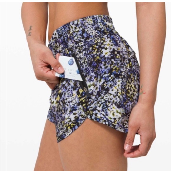 Lululemon Tracker Short V *4" - Picture 2 of 6